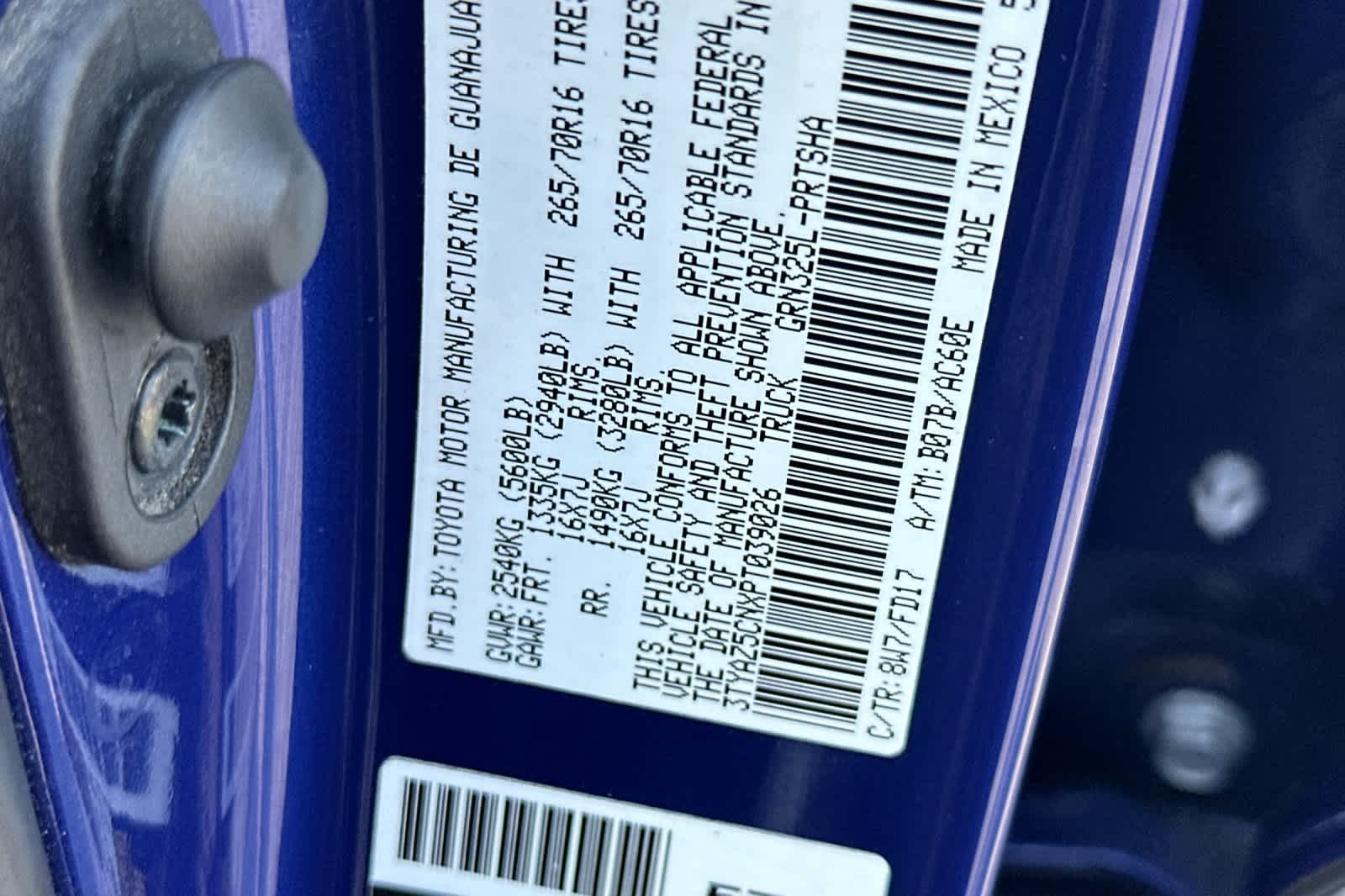 Thumbnail: 2023 Toyota Tacoma - 33