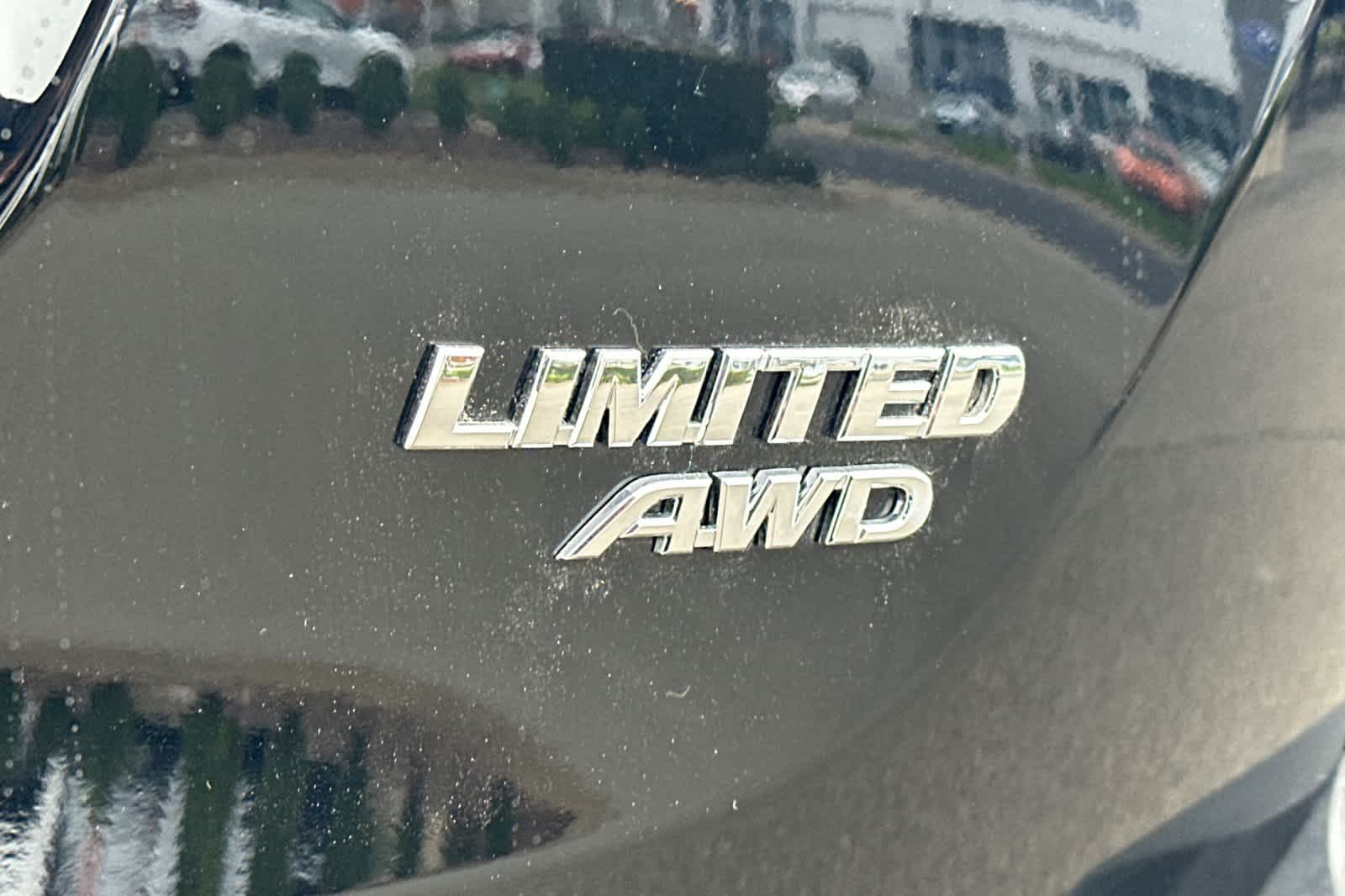 Thumbnail: 2013 Toyota RAV4 - 31