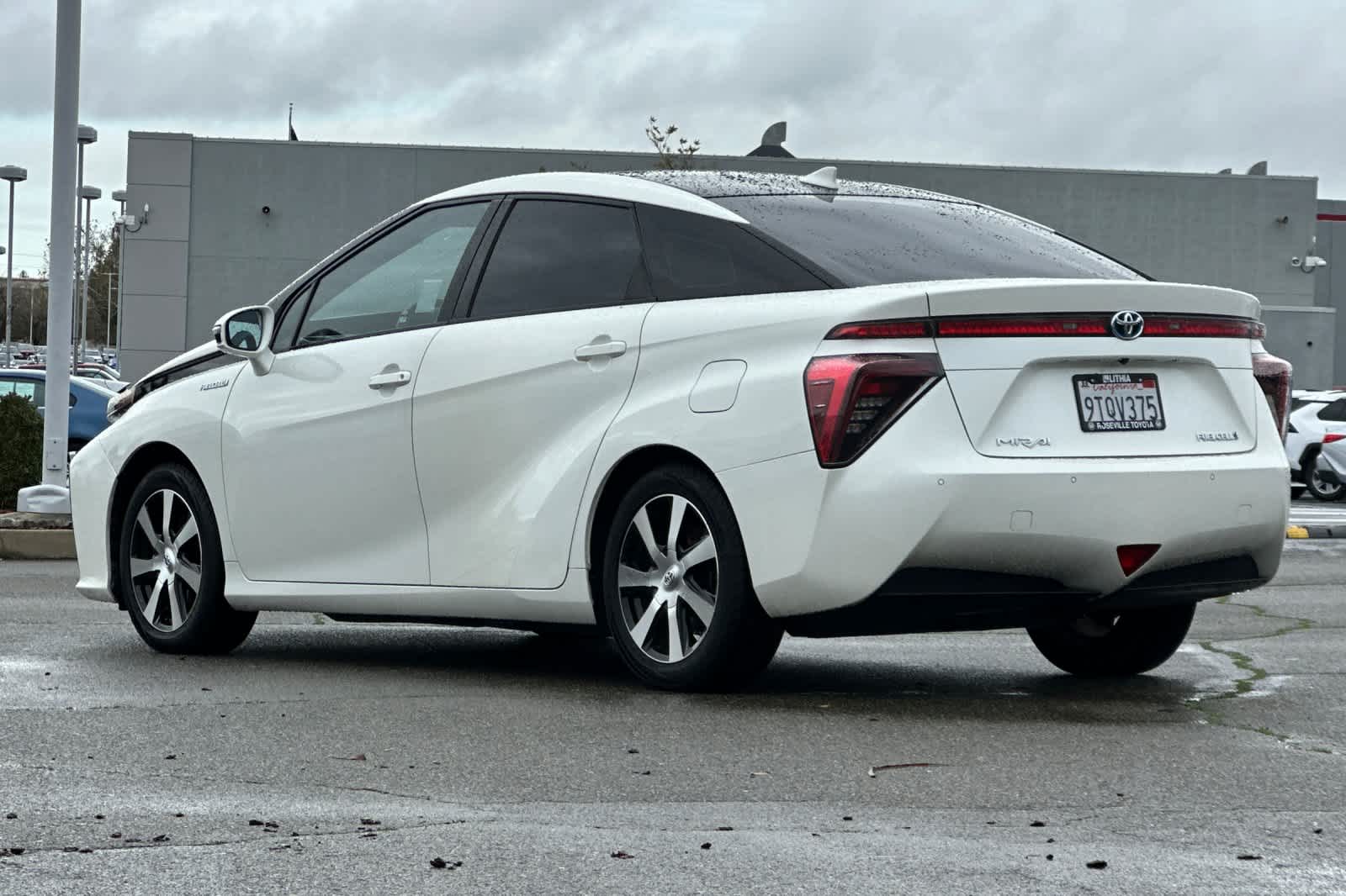 Thumbnail: 2018 Toyota Mirai - 7