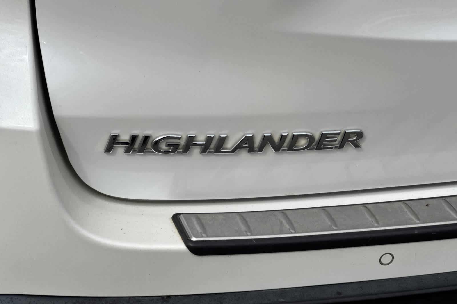 Thumbnail: 2018 Toyota Highlander - 33