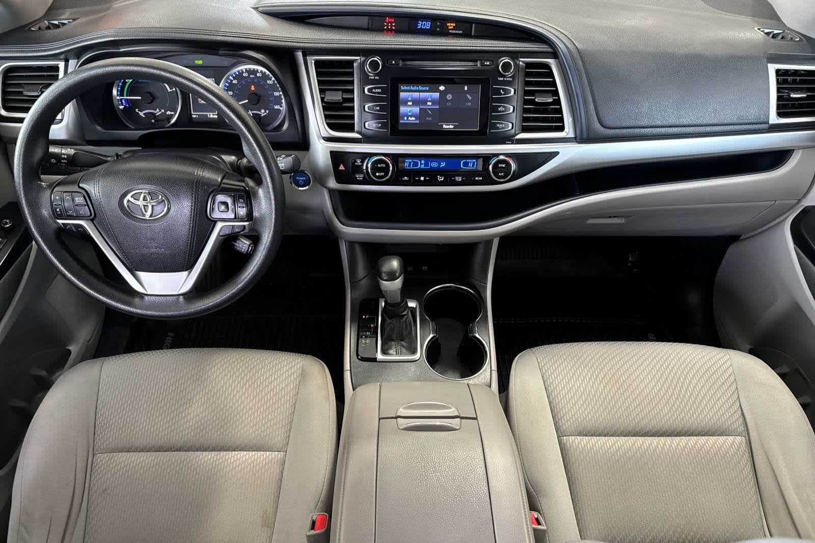 2018 Toyota Highlander LE 3