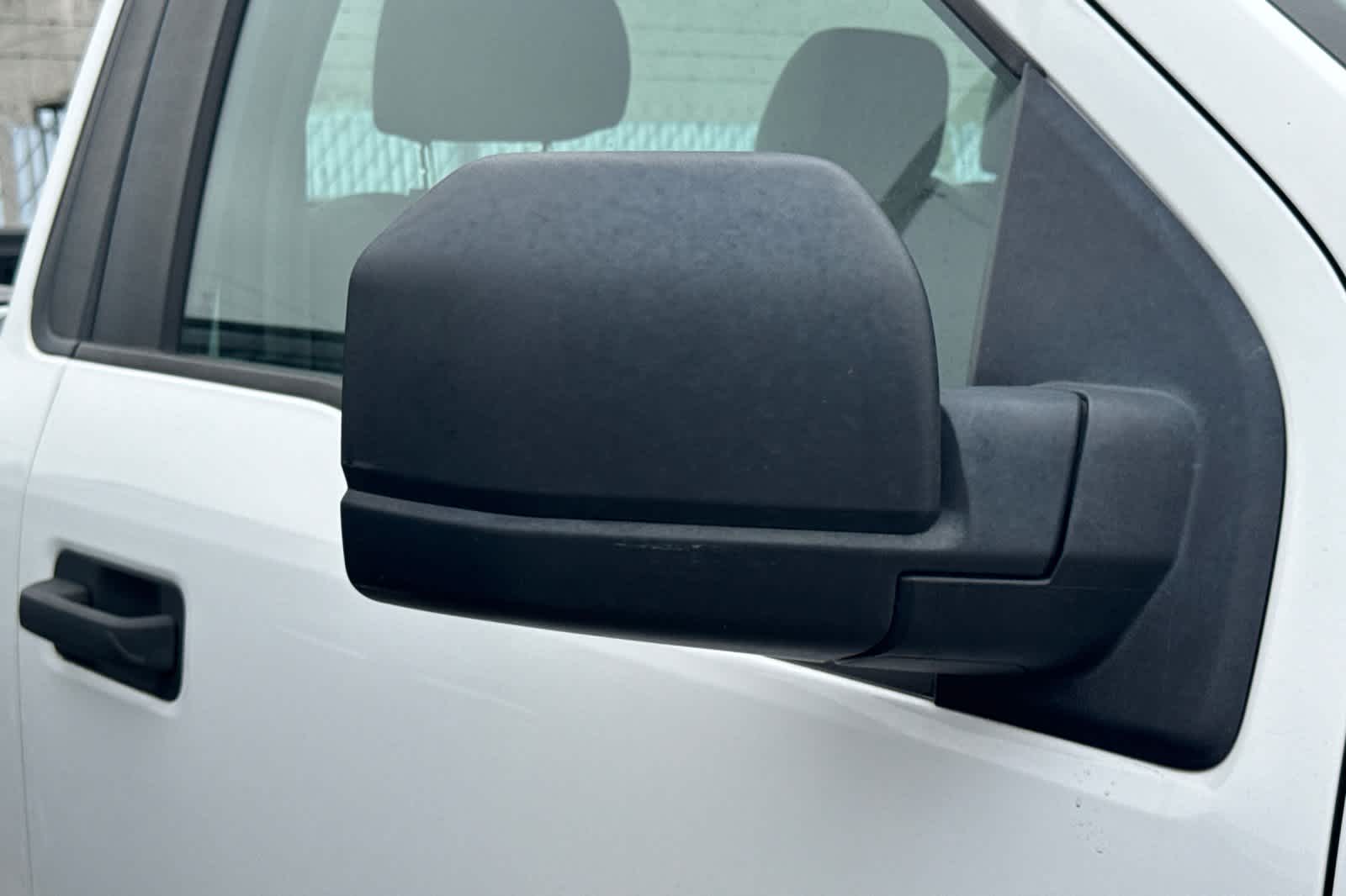 Thumbnail: 2017 Ford F-150 - 13