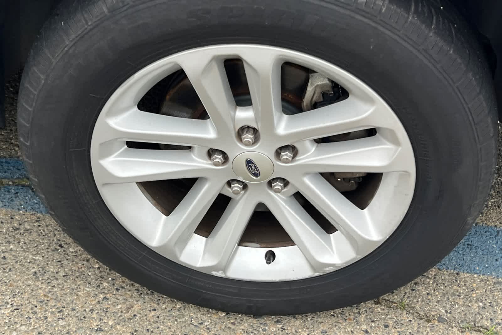 Thumbnail: 2015 Ford Explorer - 12