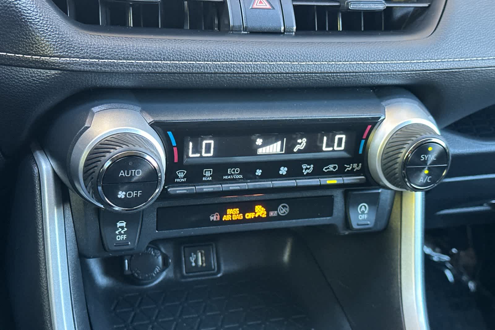 Thumbnail: 2023 Toyota RAV4 - 22