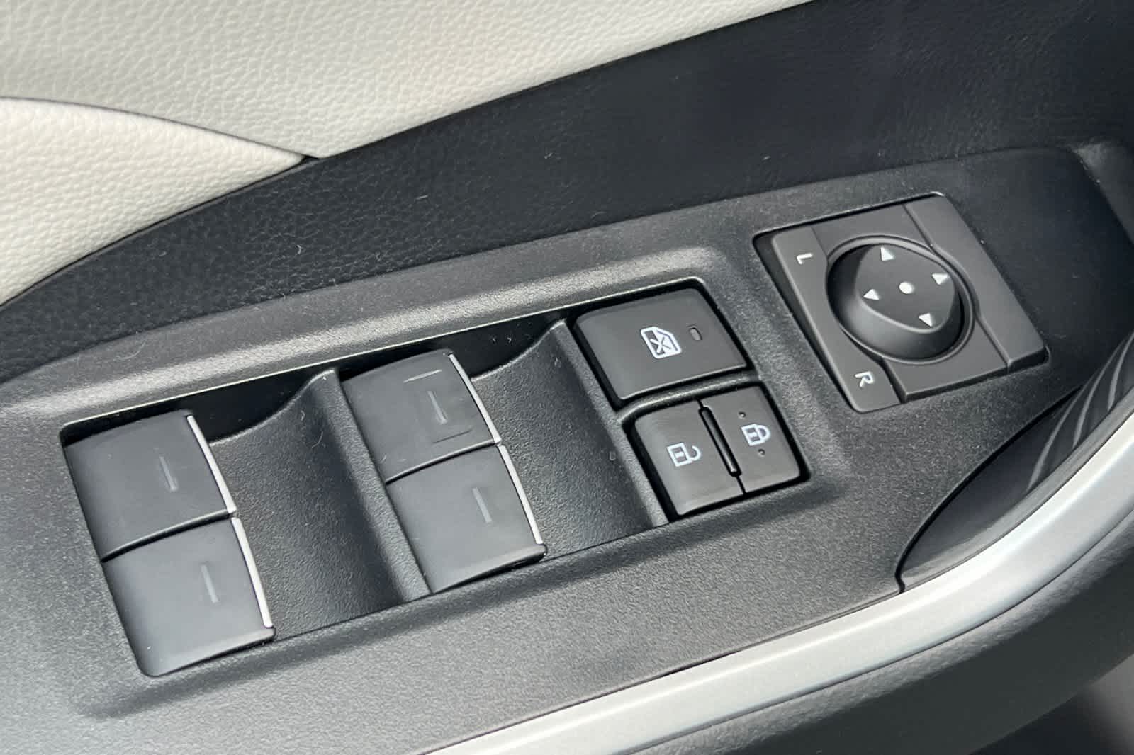 Thumbnail: 2025 Toyota RAV4 - 13