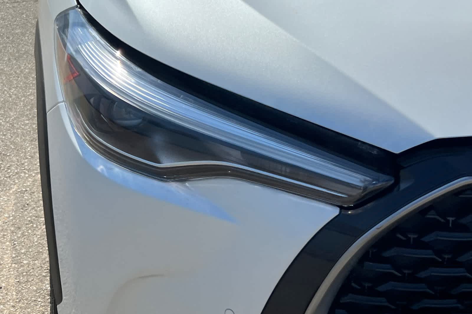 Thumbnail: 2023 Toyota Corolla Cross - 8