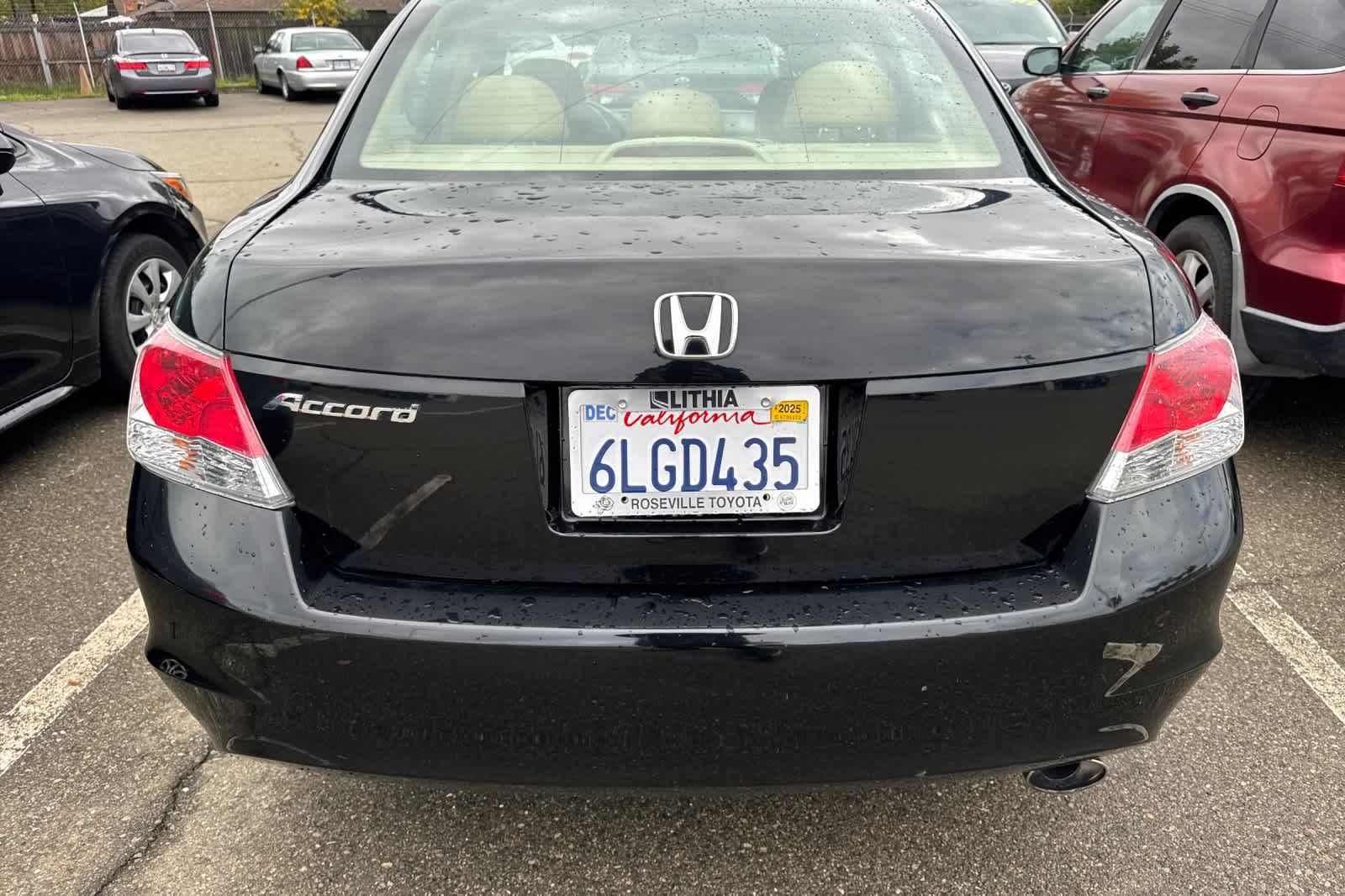 Thumbnail: 2010 Honda Accord - 16