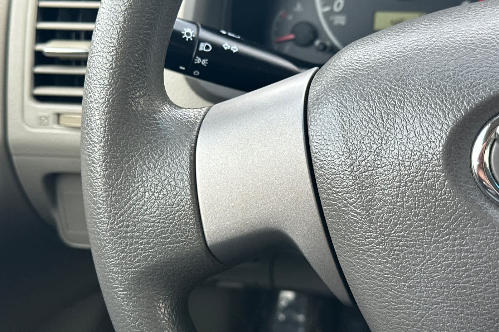 Thumbnail: 2010 Toyota Corolla - 23