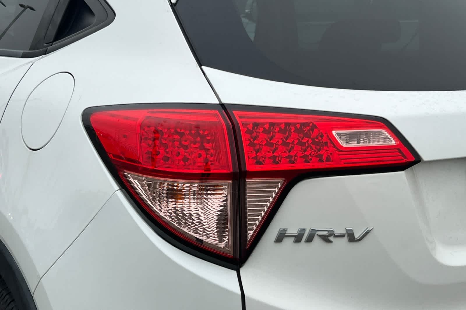 Thumbnail: 2016 Honda HR-V - 13