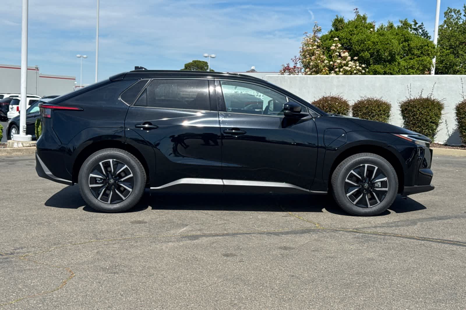 Thumbnail: 2026 Toyota bZ - 8