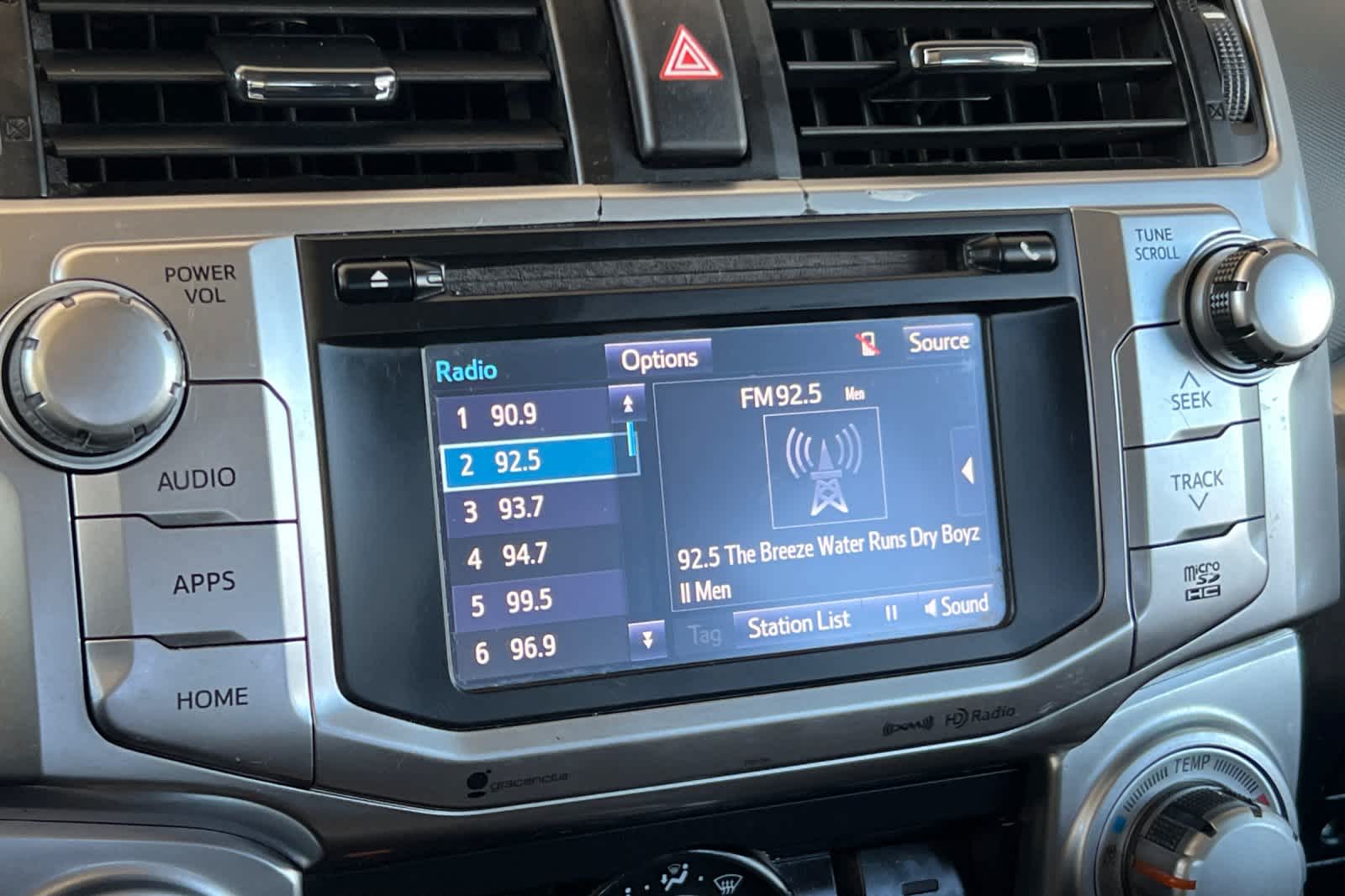 Thumbnail: 2018 Toyota 4Runner - 20