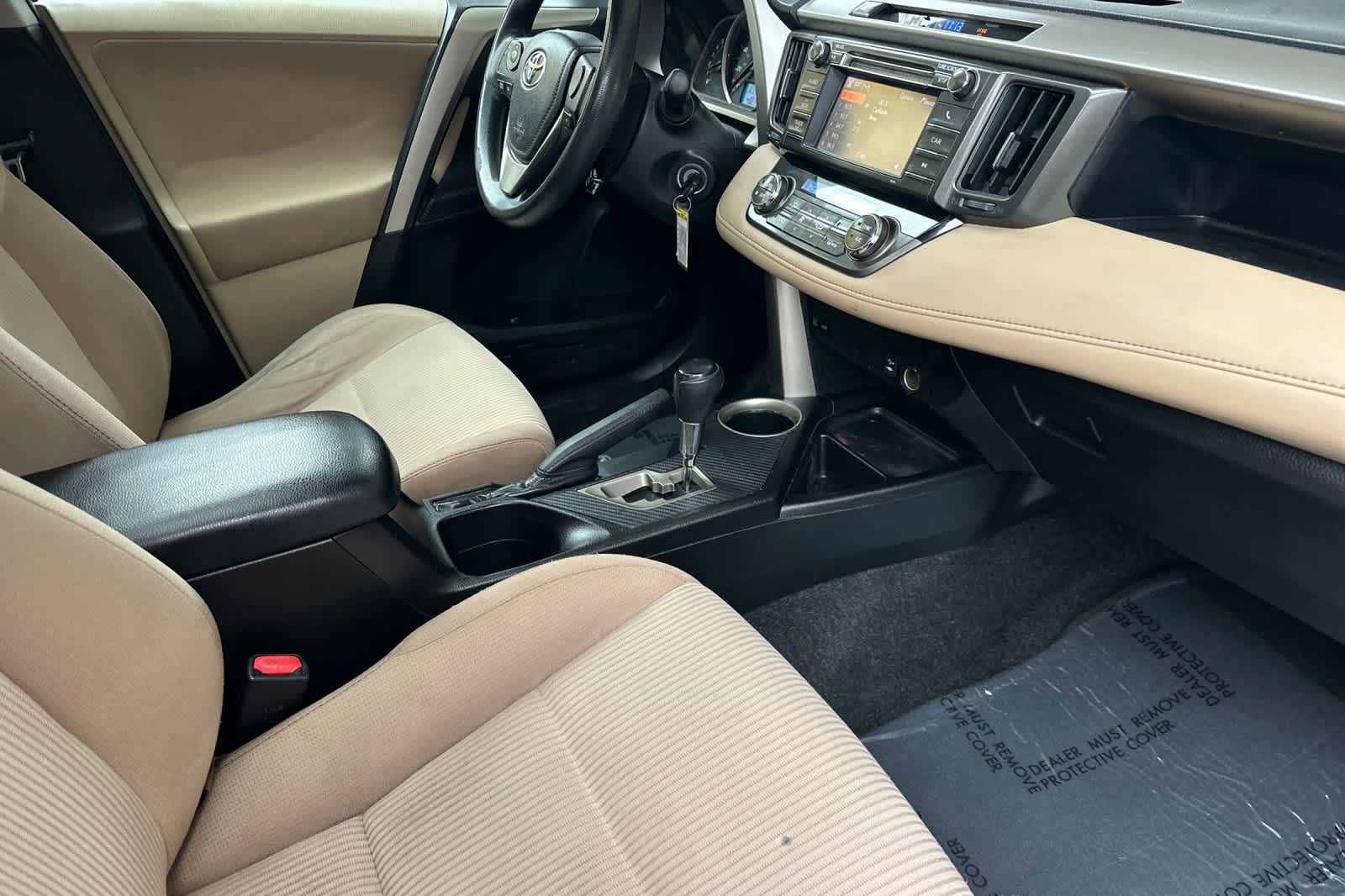 Thumbnail: 2013 Toyota RAV4 - 16