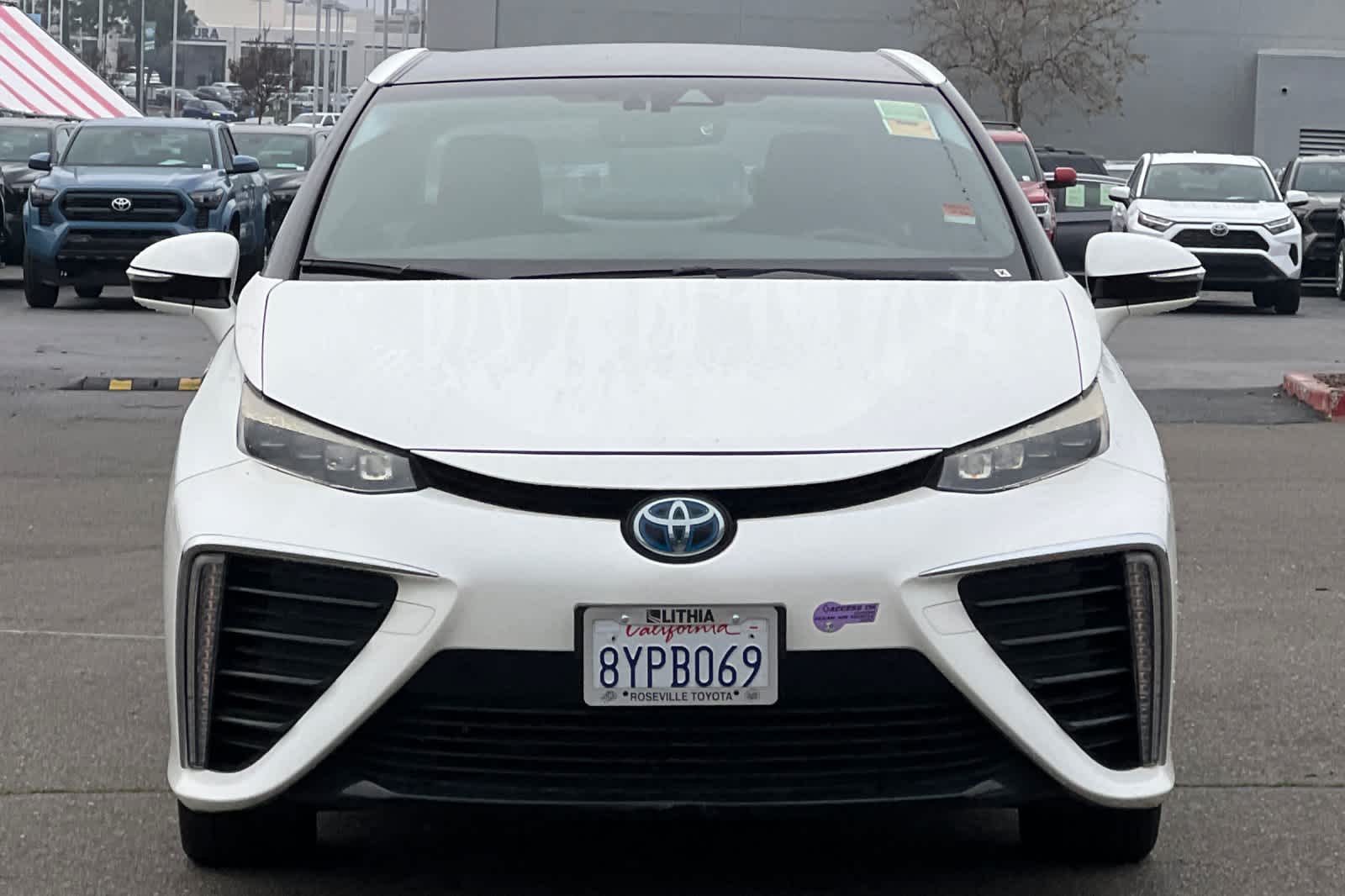 Thumbnail: 2018 Toyota Mirai - 10