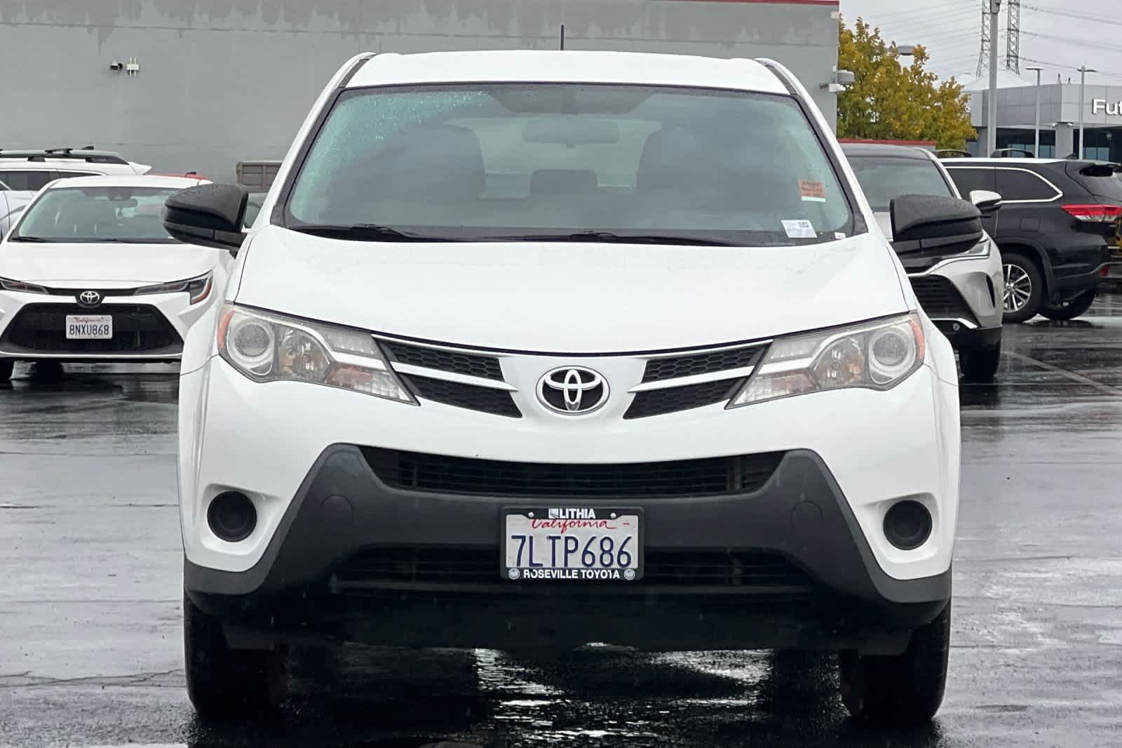 Thumbnail: 2015 Toyota RAV4 - 10