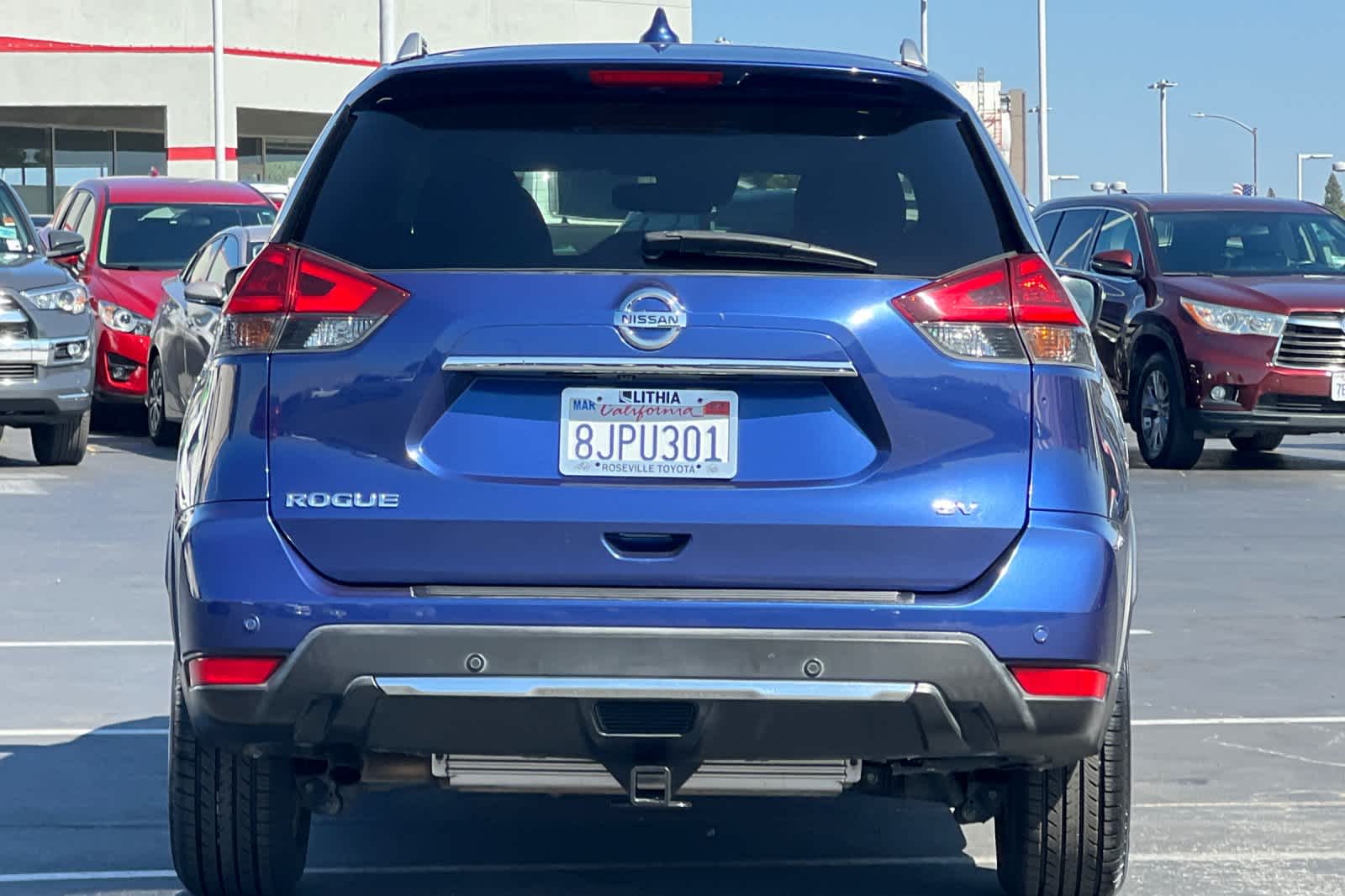 2019 Nissan Rogue SV 8