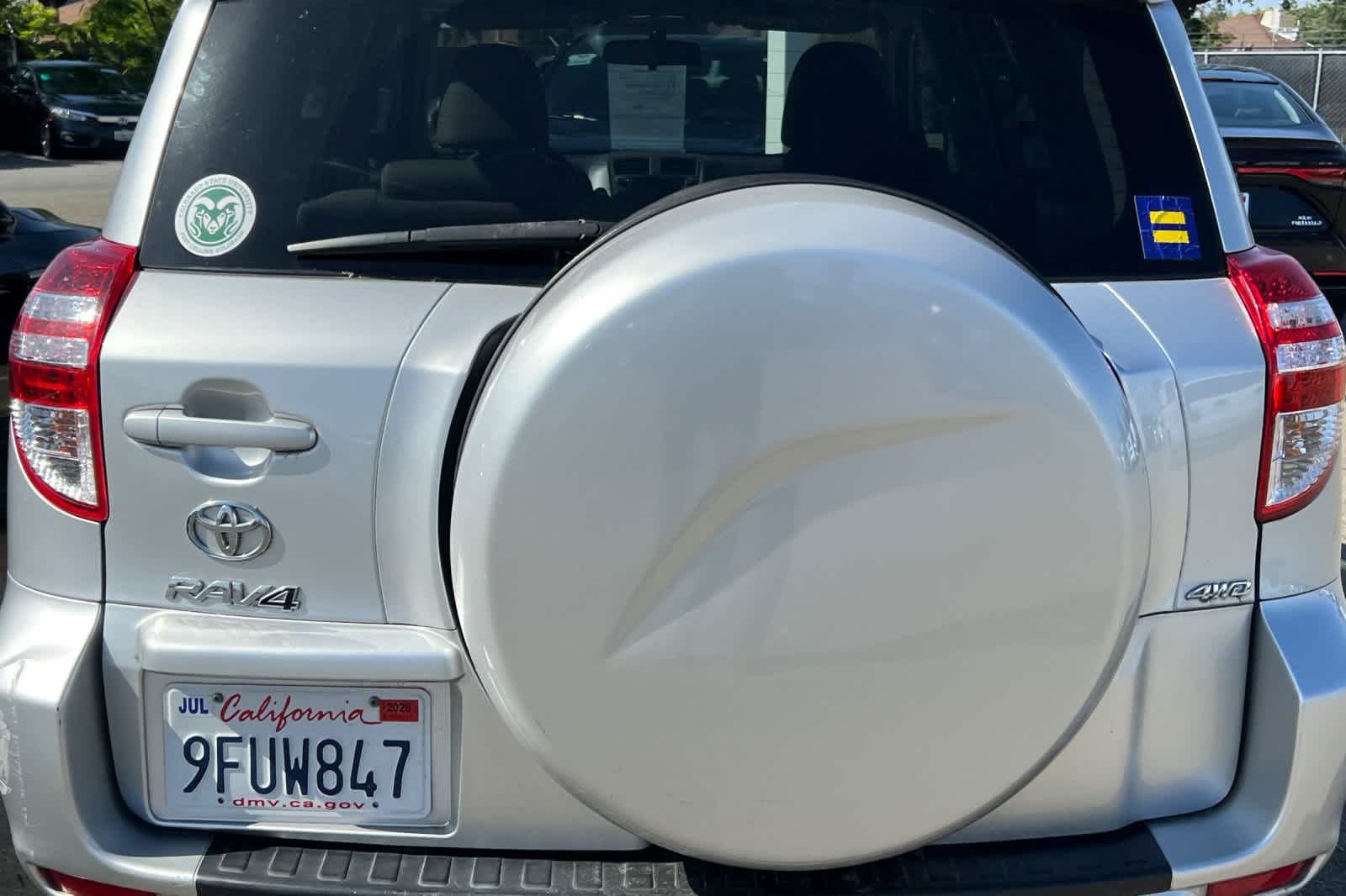 Thumbnail: 2011 Toyota RAV4 - 19