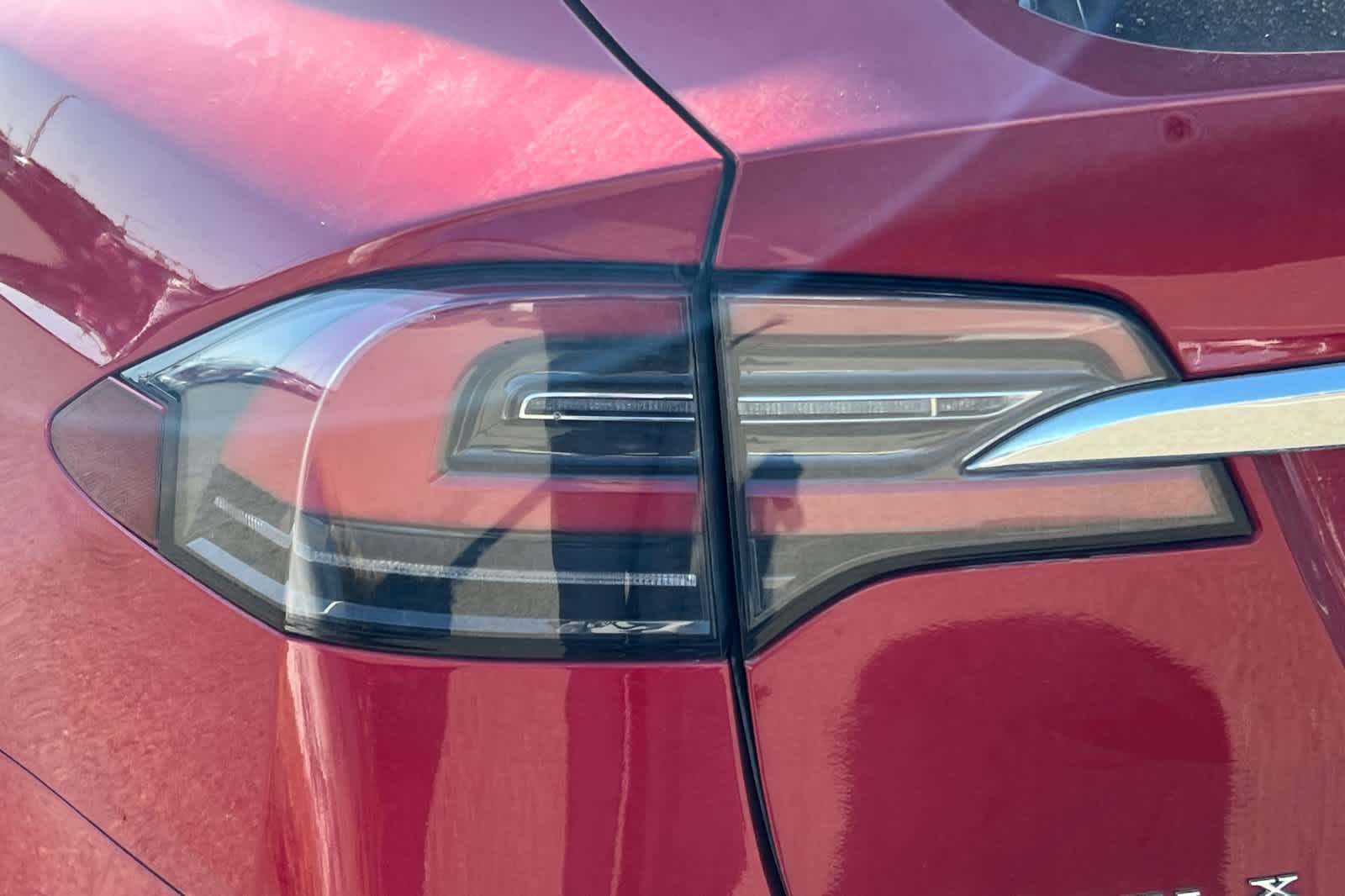 2017 Tesla Model X  15