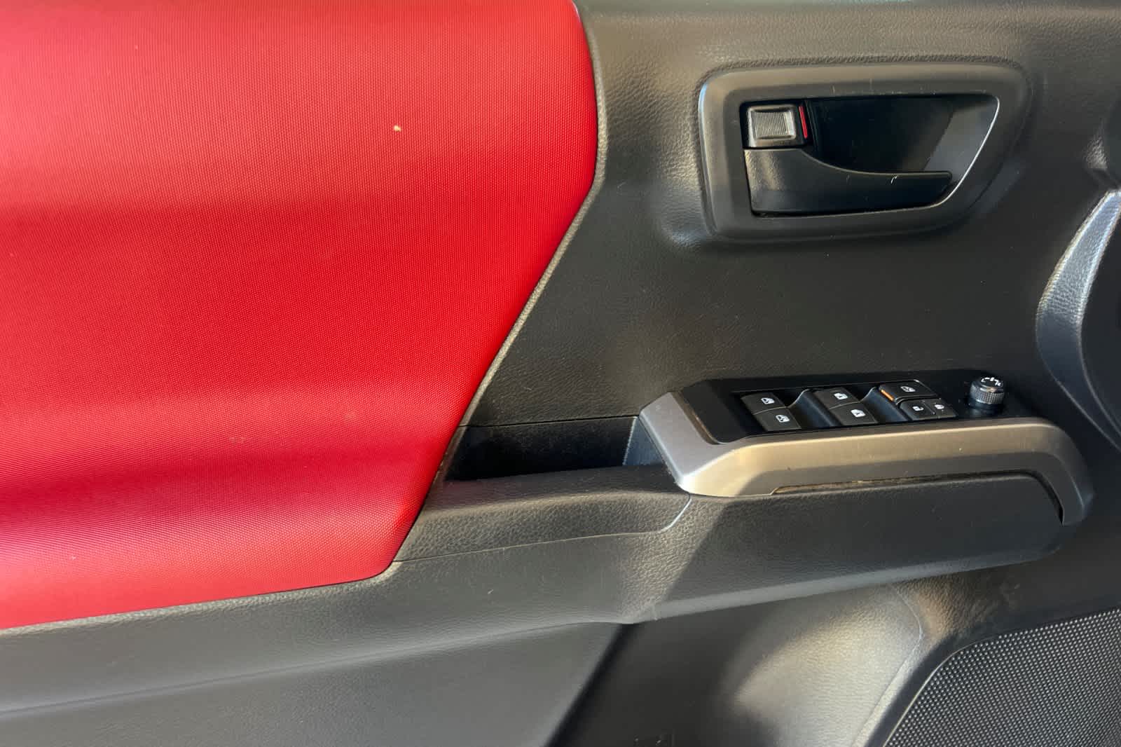 Thumbnail: 2023 Toyota Tacoma - 12