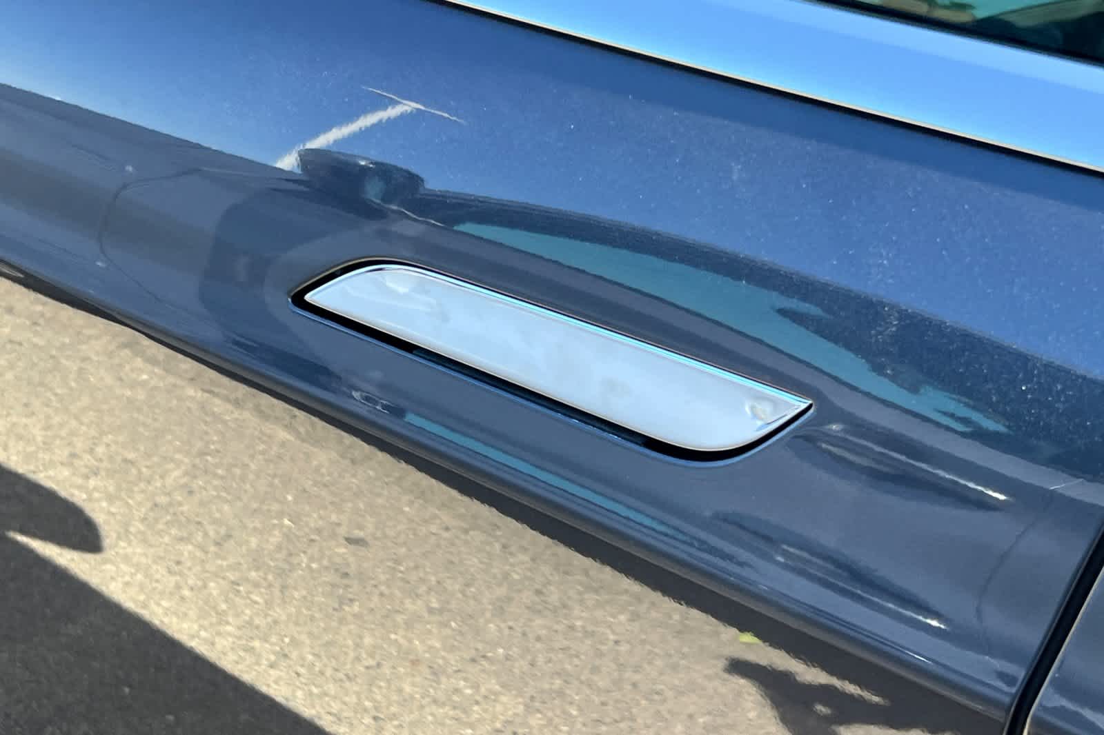 Thumbnail: 2015 Tesla Model S - 7