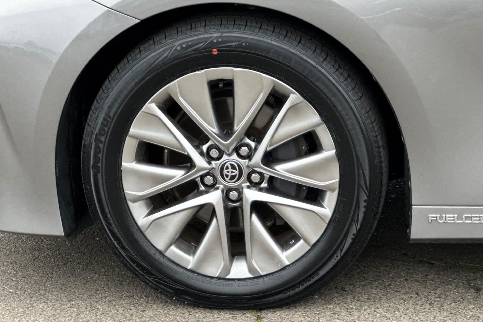 Thumbnail: 2021 Toyota Mirai - 31