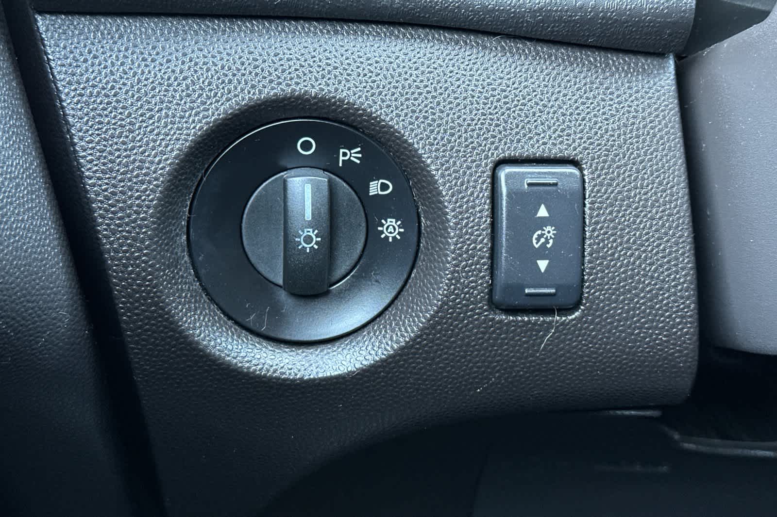 Thumbnail: 2015 Ford Fiesta - 26