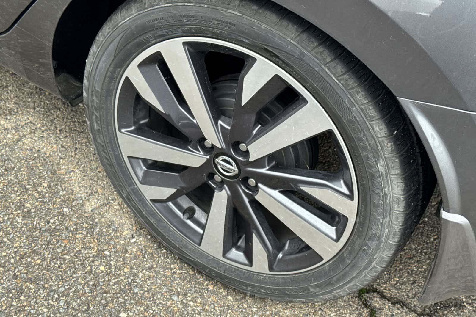 Thumbnail: 2020 Nissan Versa - 18