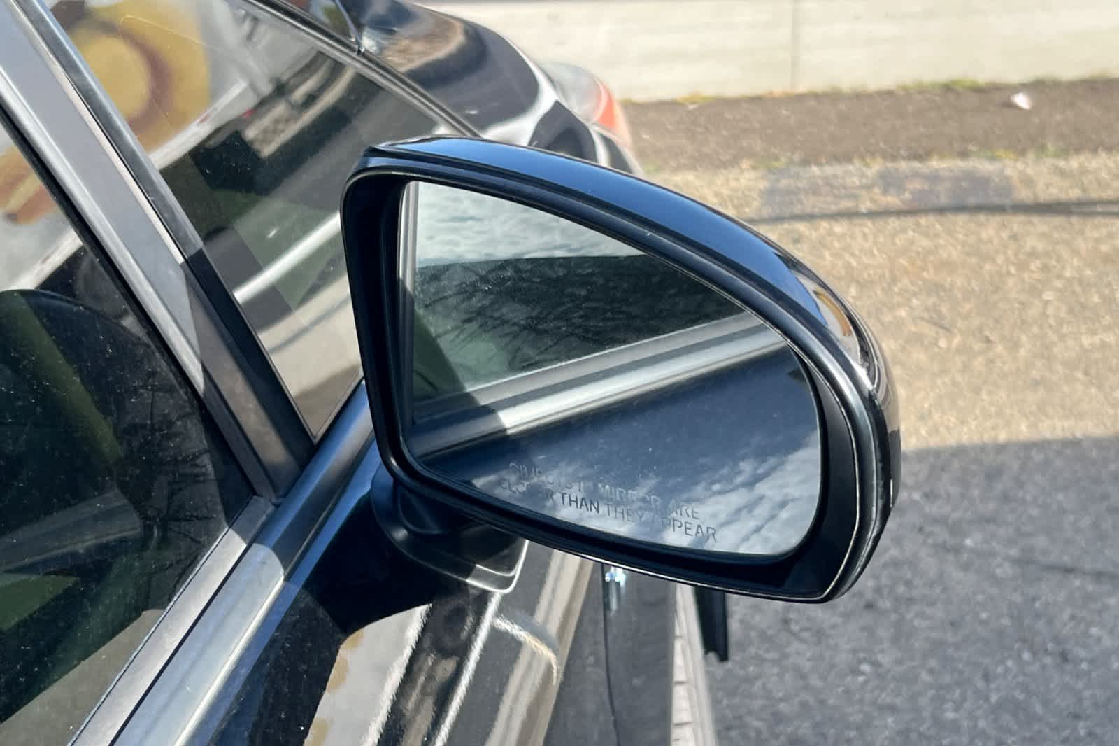 Thumbnail: 2013 Toyota Prius - 16