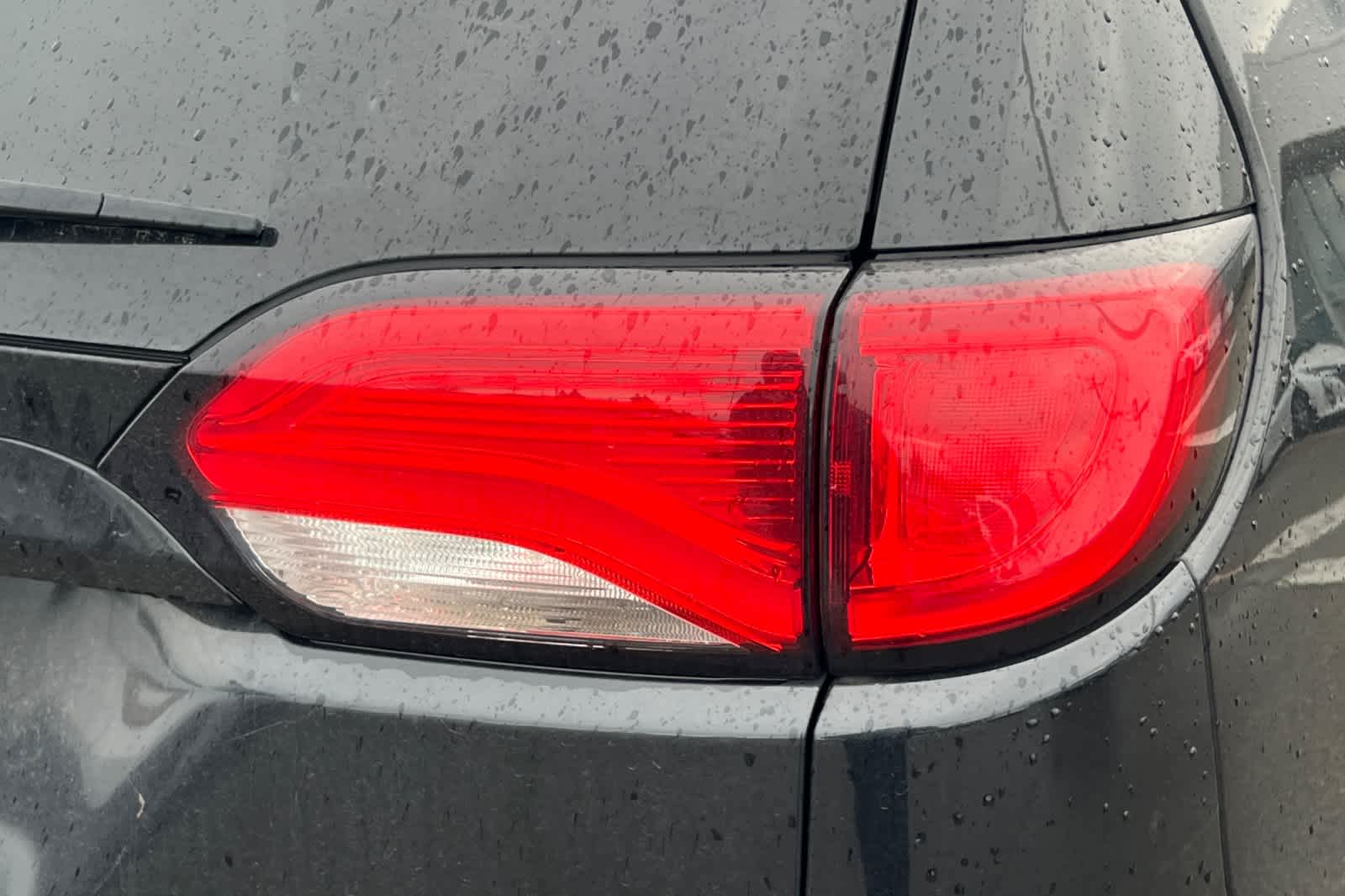 Thumbnail: 2019 Chrysler Pacifica - 17