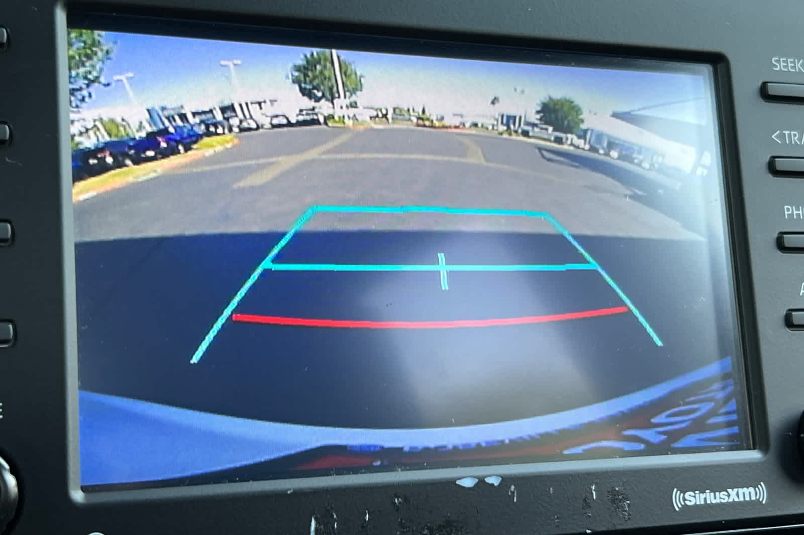 Thumbnail: 2022 Toyota RAV4 - 21