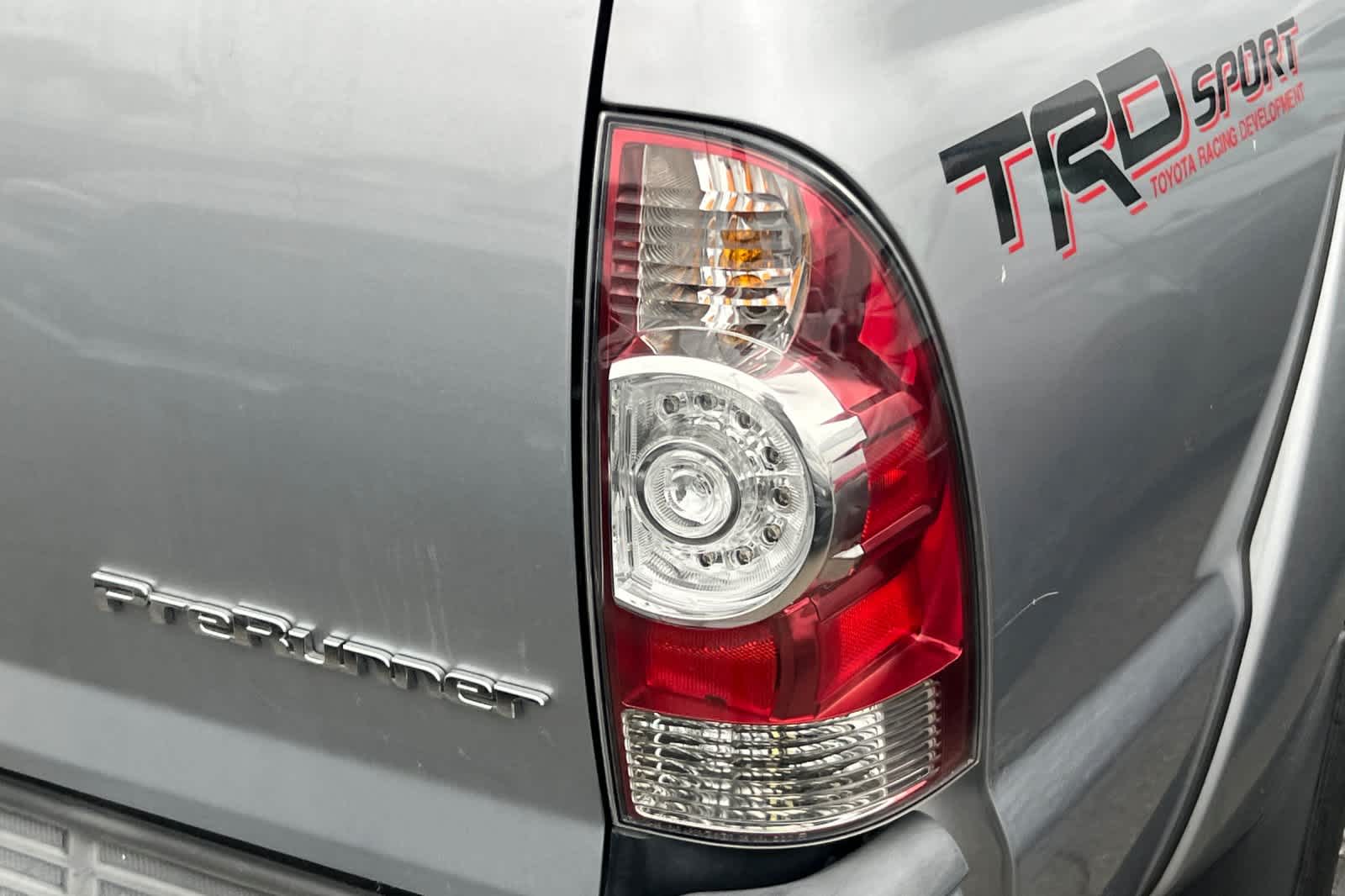Thumbnail: 2015 Toyota Tacoma - 18