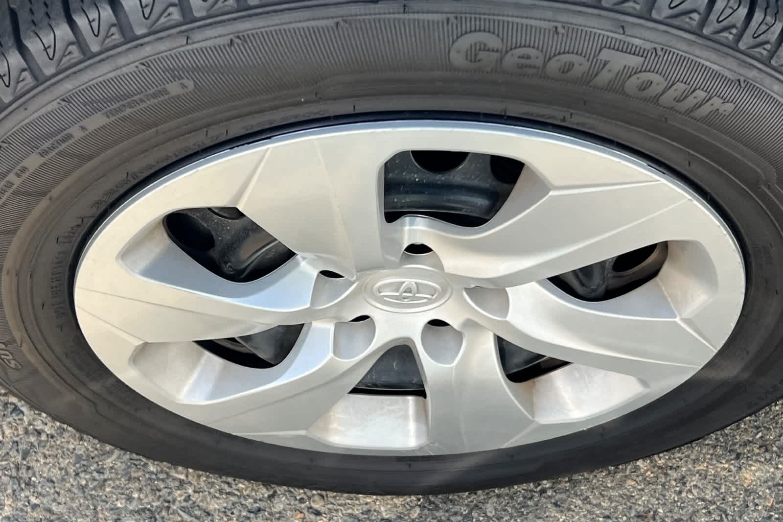 Thumbnail: 2021 Toyota RAV4 - 22