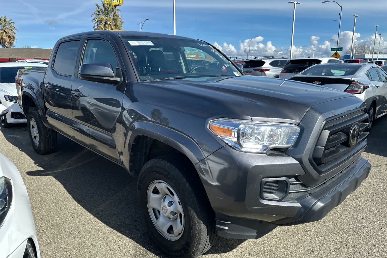 Thumbnail: 2022 Toyota Tacoma - 3