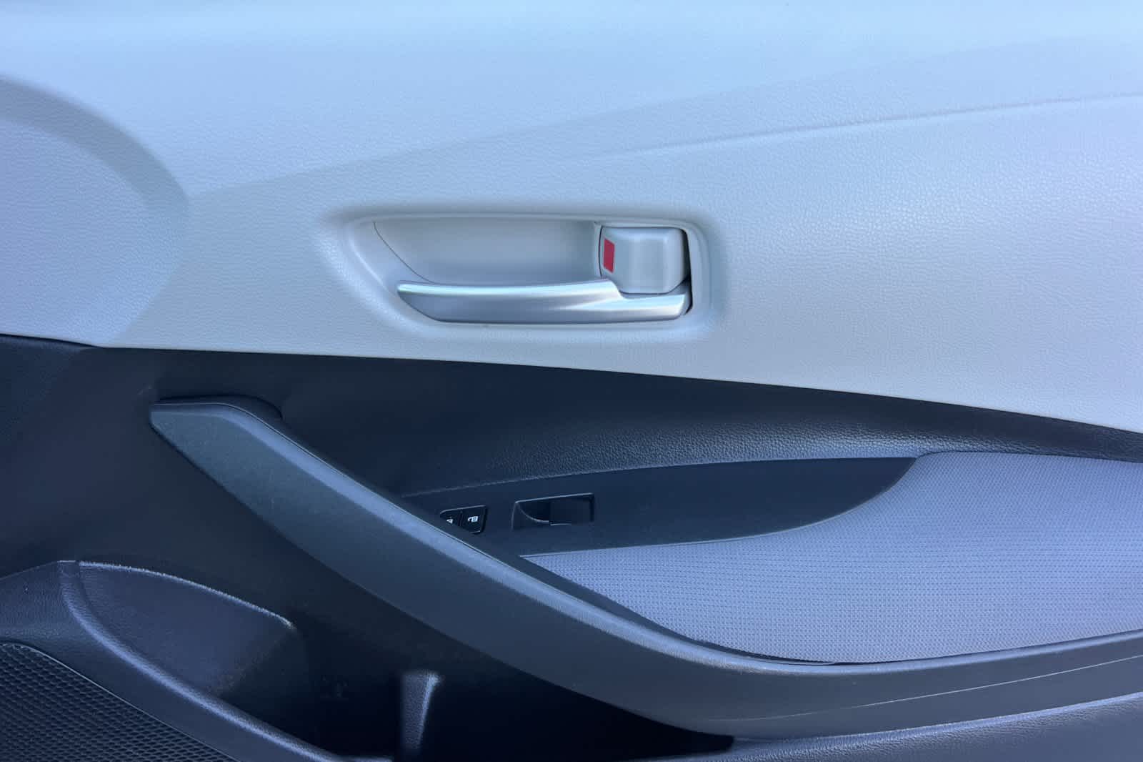 Thumbnail: 2020 Toyota Corolla - 17