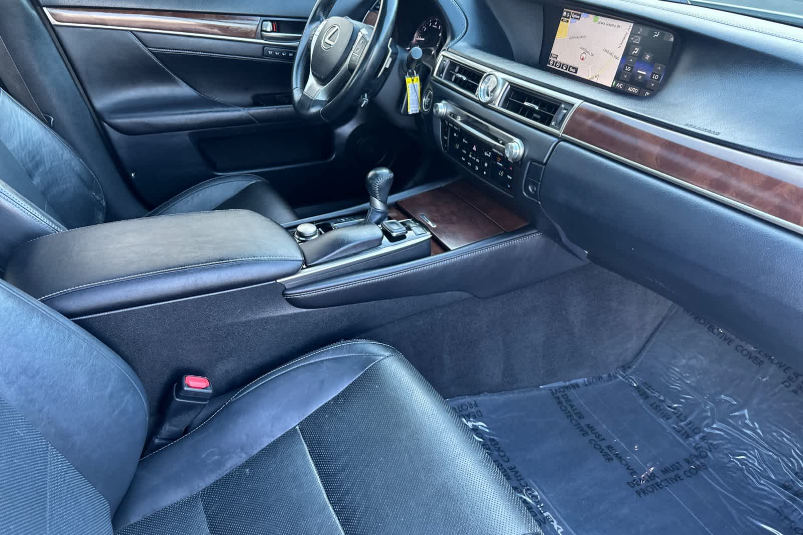 Thumbnail: 2015 Lexus GS - 16