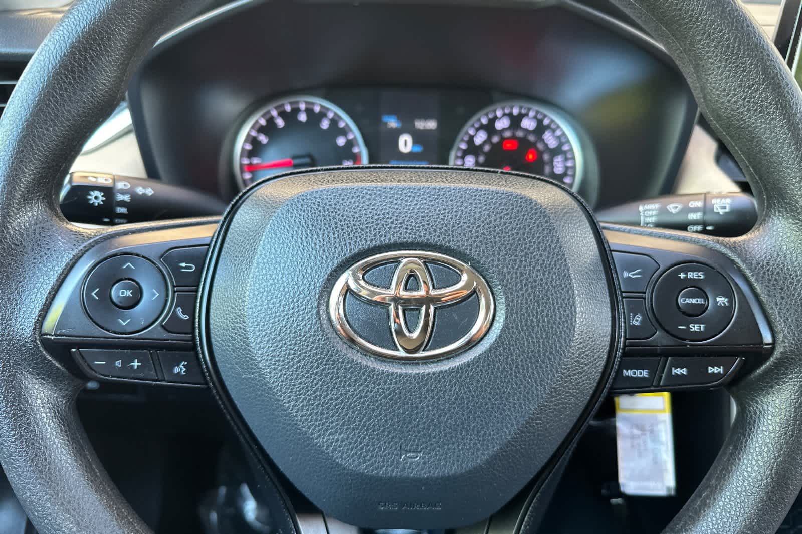 Thumbnail: 2022 Toyota RAV4 - 24