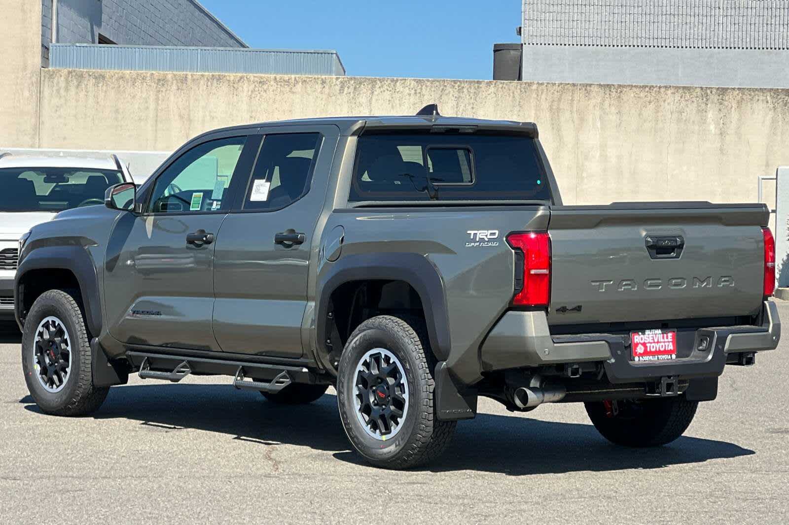 Thumbnail: 2025 Toyota Tacoma - 6