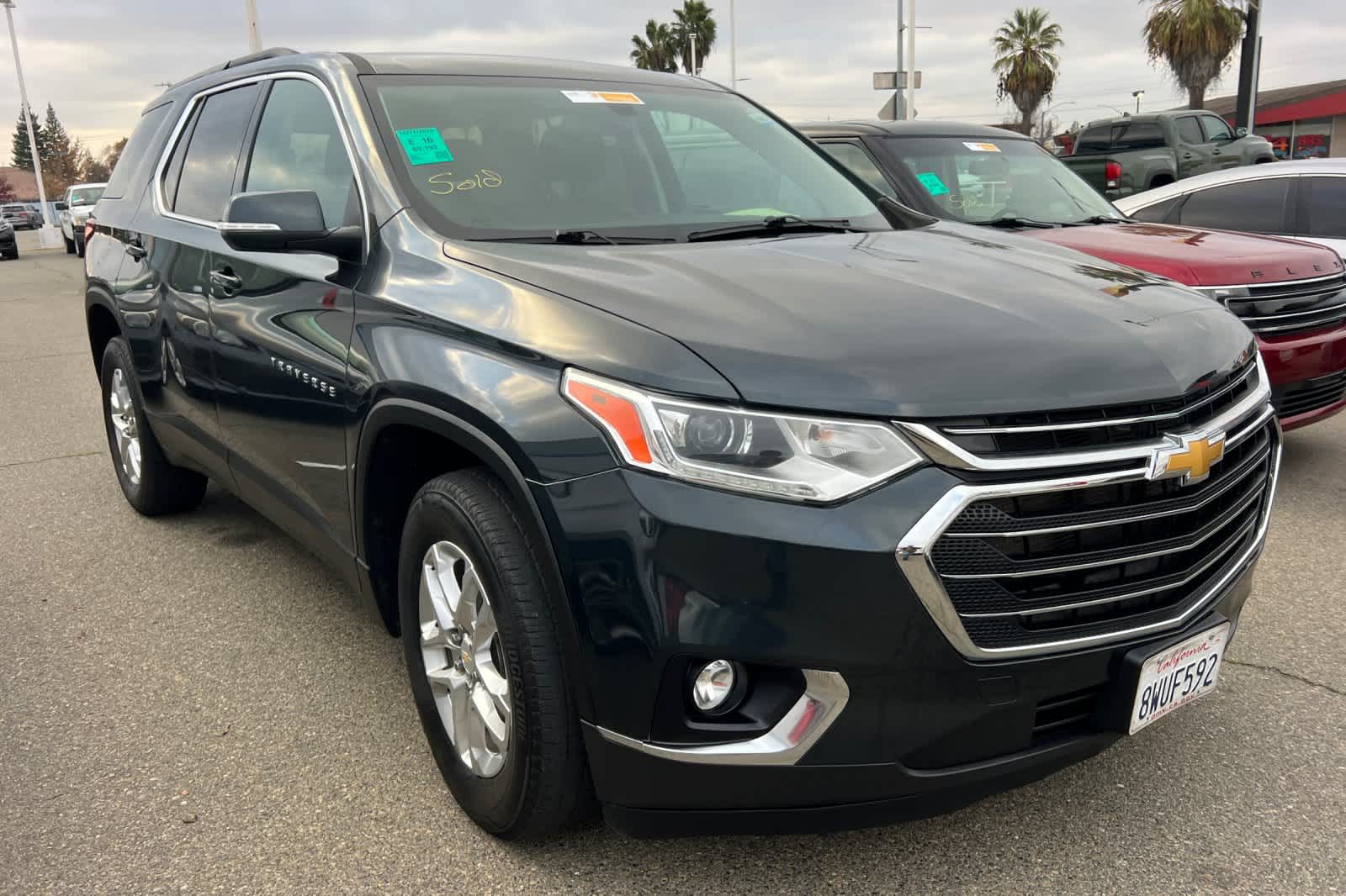 Thumbnail: 2021 Chevrolet Traverse - 3