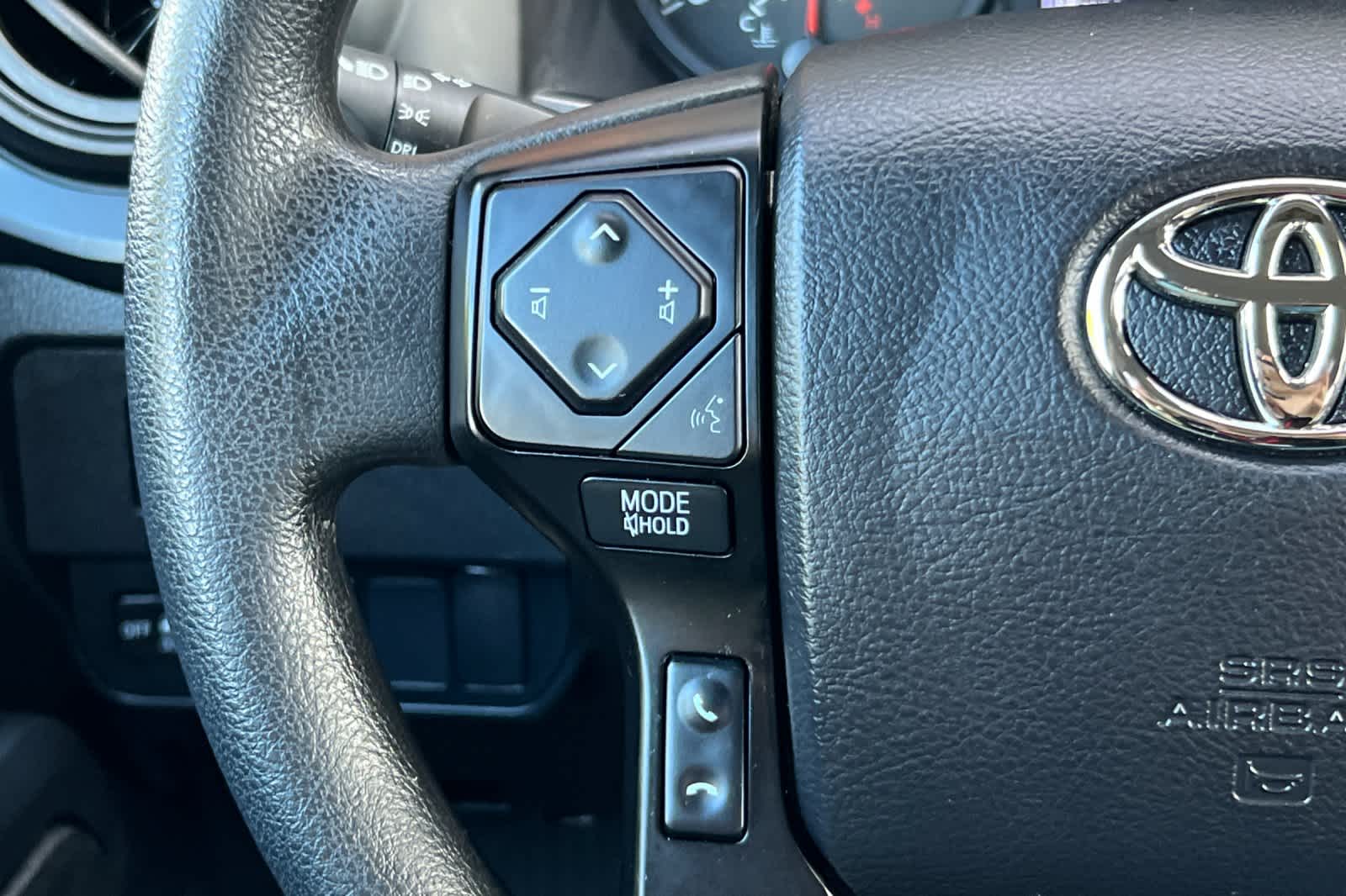 Thumbnail: 2022 Toyota Tacoma - 23