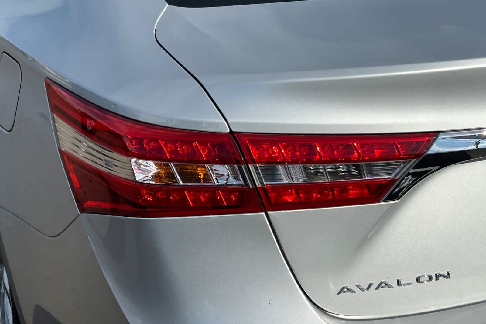 Thumbnail: 2013 Toyota Avalon - 15