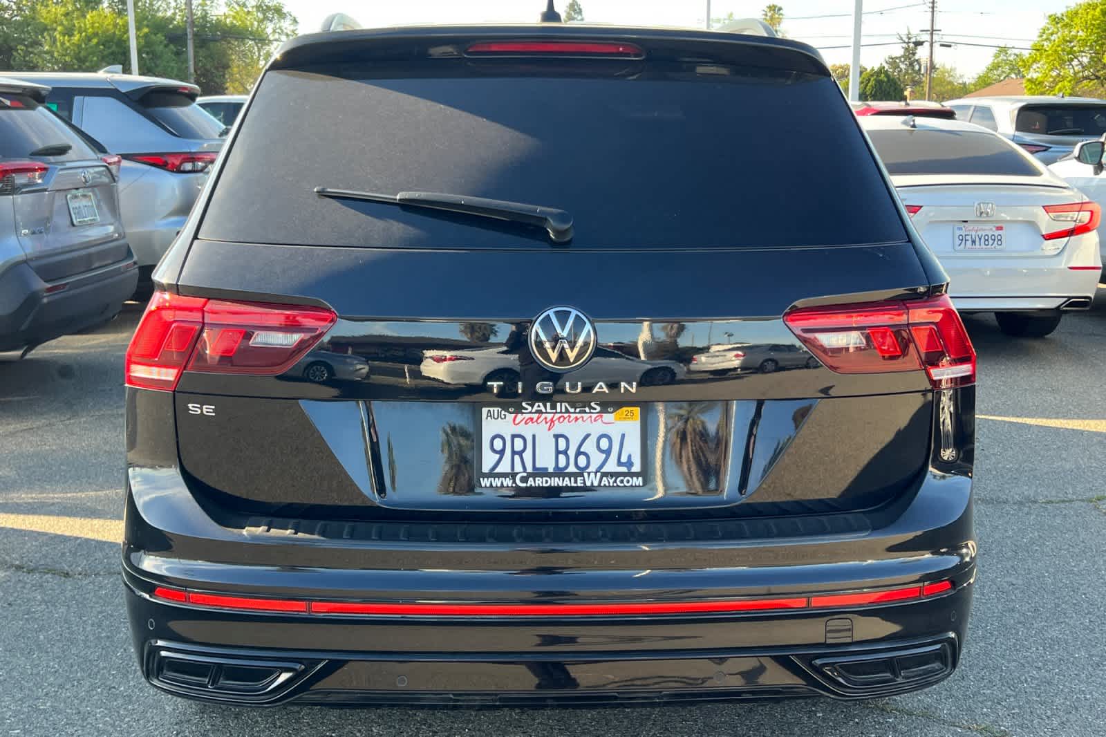 Thumbnail: 2022 Volkswagen Tiguan - 5