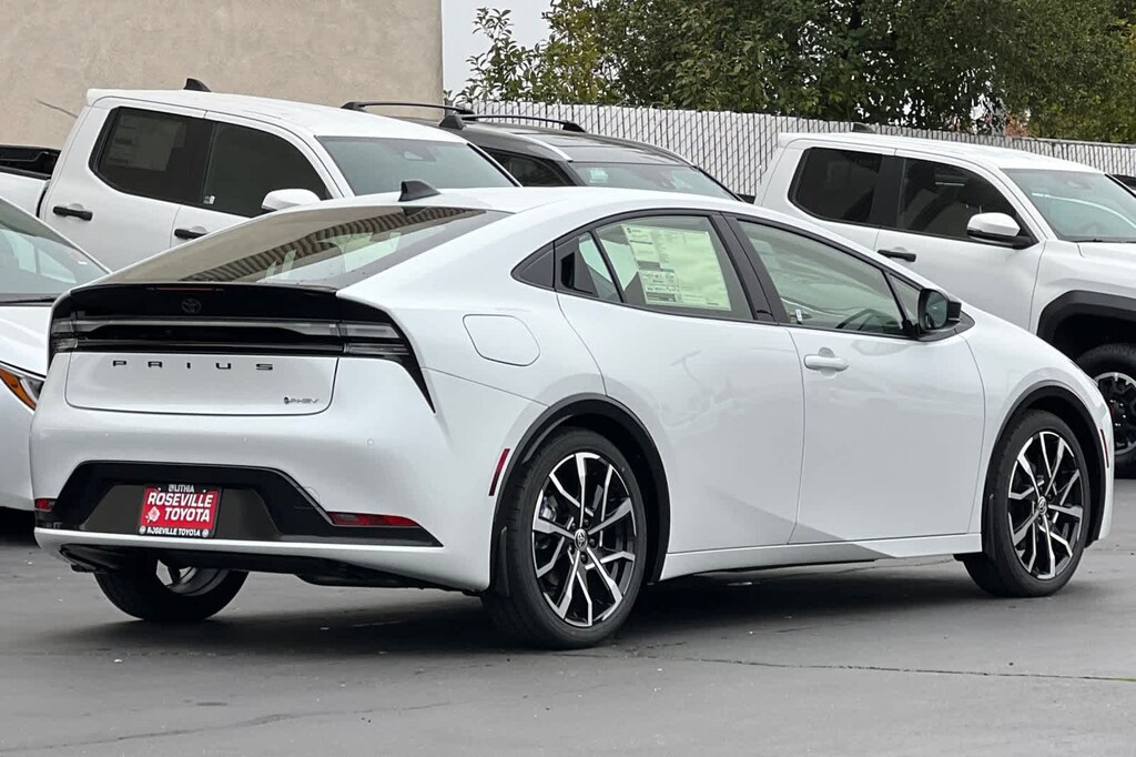 New 2026 Toyota Prius Plug-In Hybrid XSE Hatchback