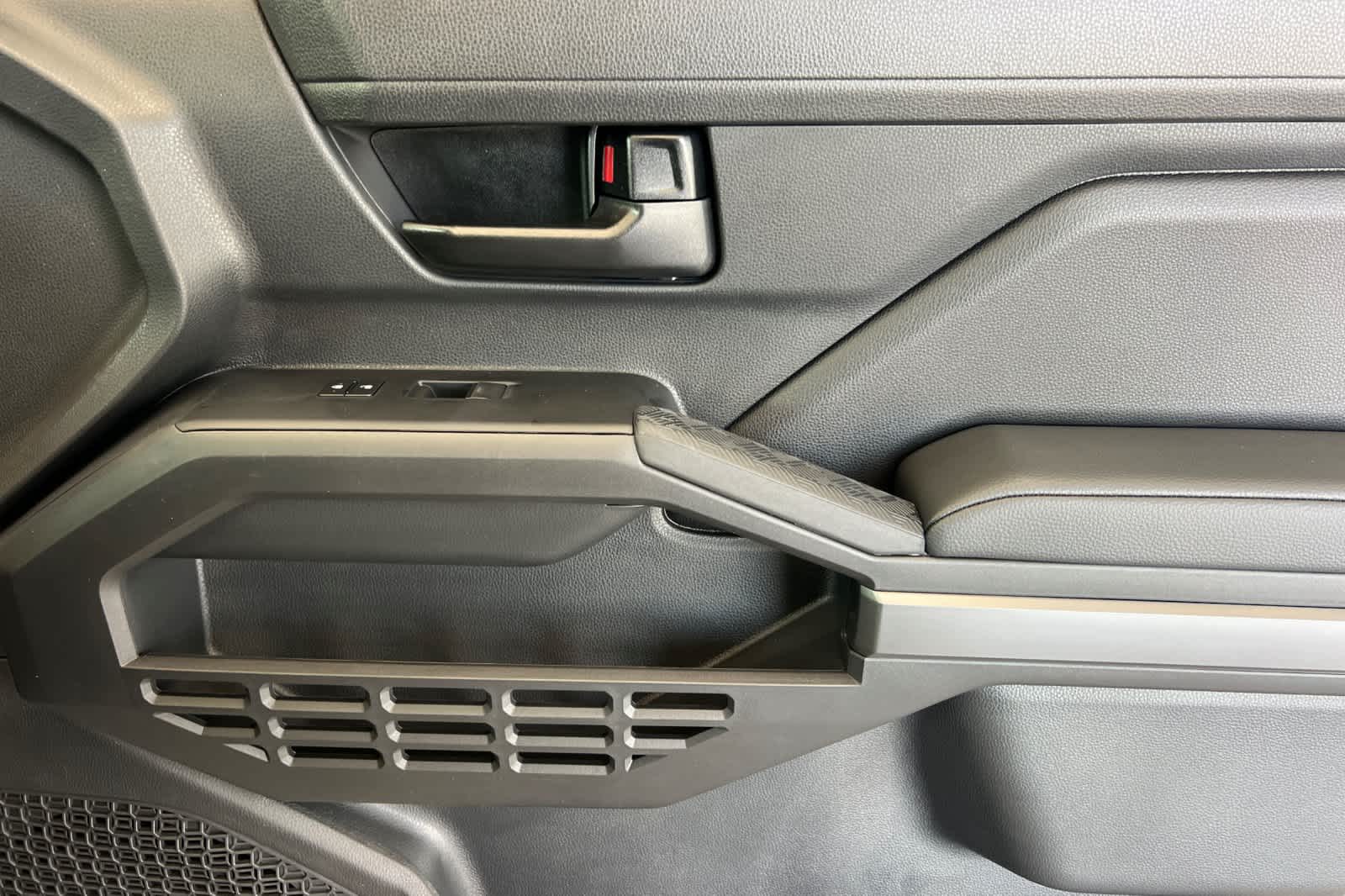 Thumbnail: 2025 Toyota Tacoma - 17