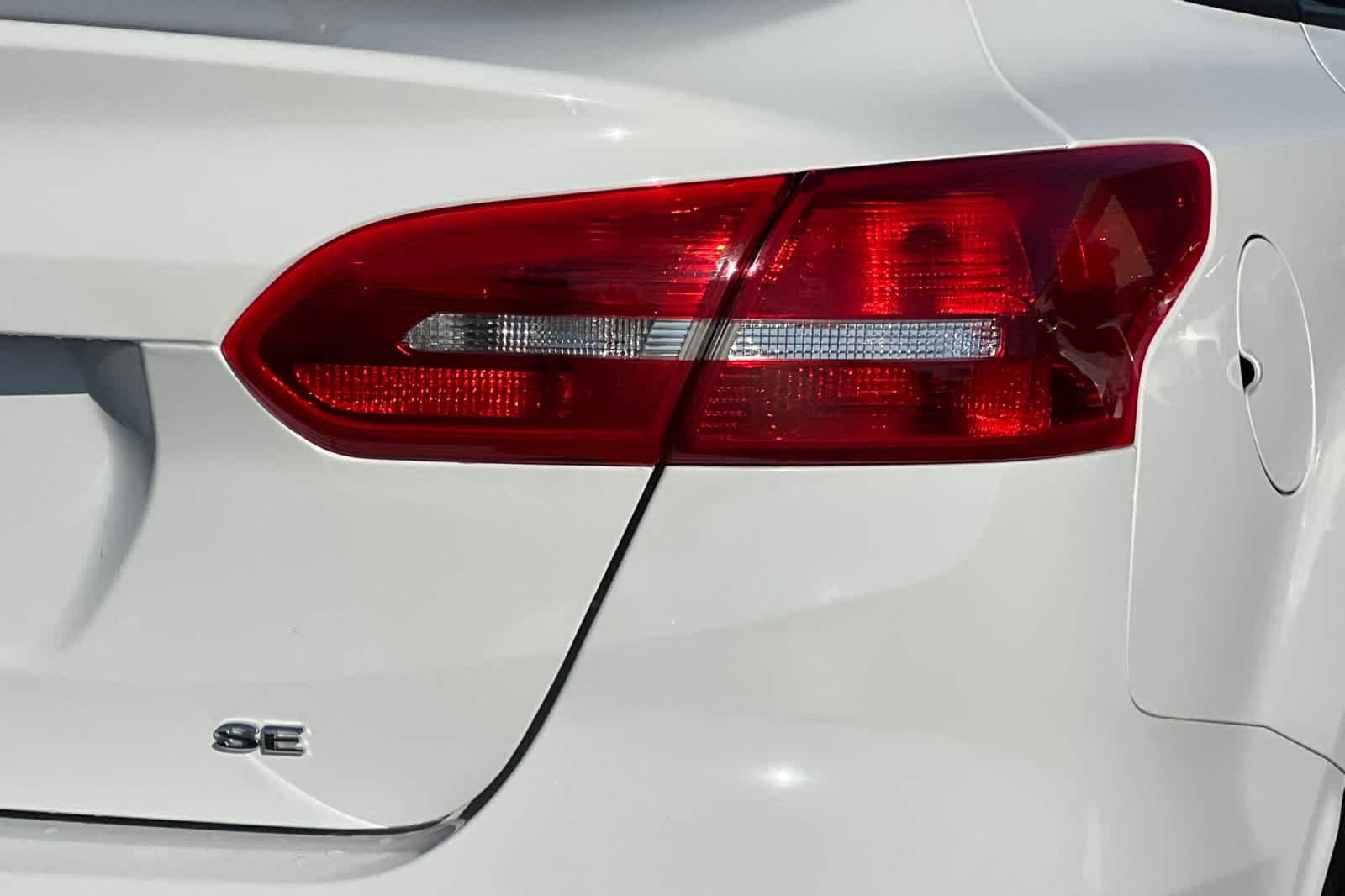 Thumbnail: 2018 Ford Focus - 28