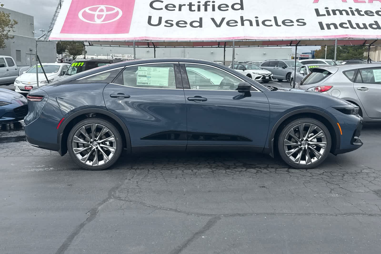 Thumbnail: 2026 Toyota Crown - 8