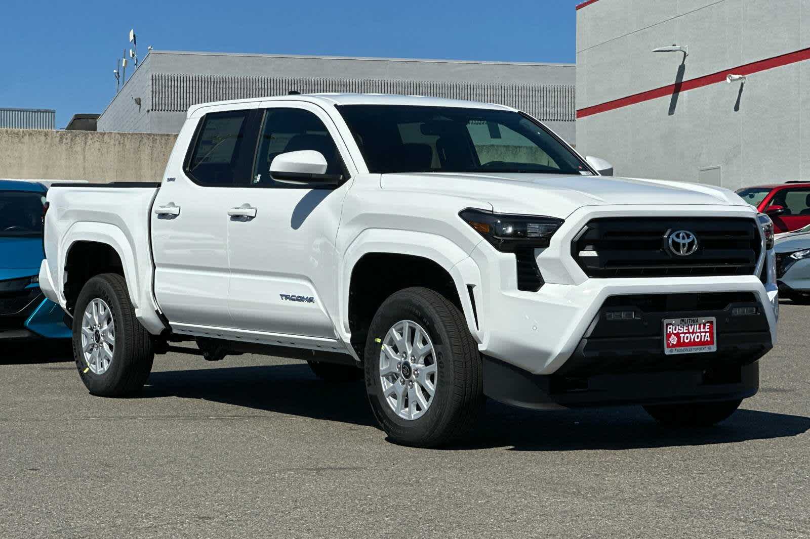 Thumbnail: 2025 Toyota Tacoma - 9