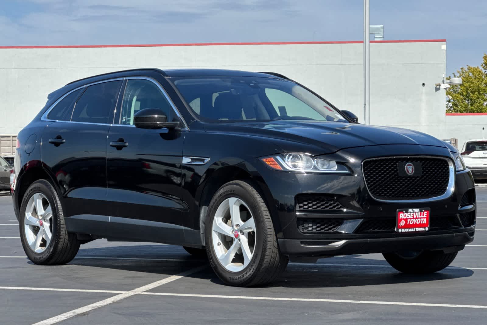 Thumbnail: 2019 Jaguar F-Pace - 5