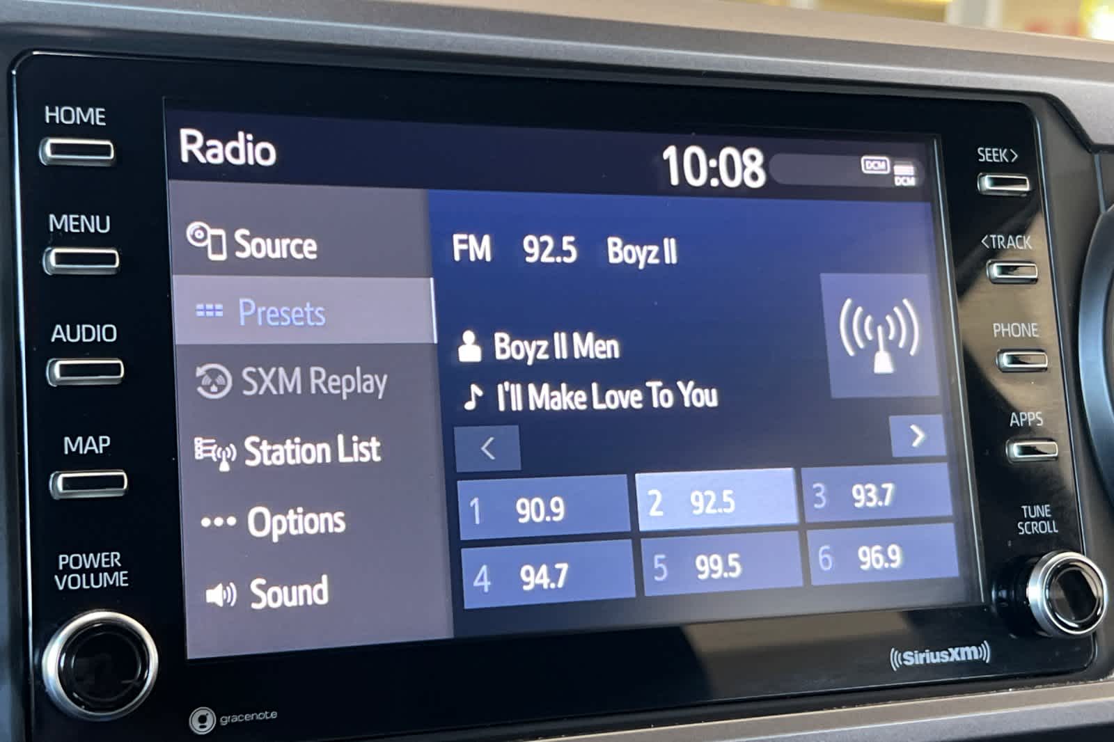 Thumbnail: 2023 Toyota Tacoma - 18