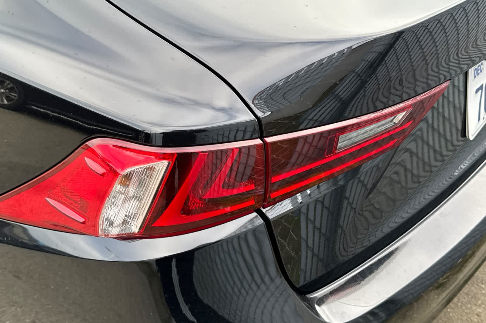 Thumbnail: 2014 Lexus IS - 14