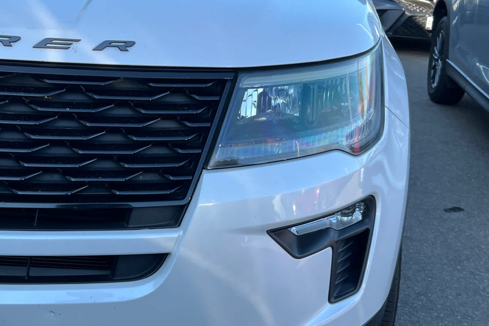 Thumbnail: 2018 Ford Explorer - 10