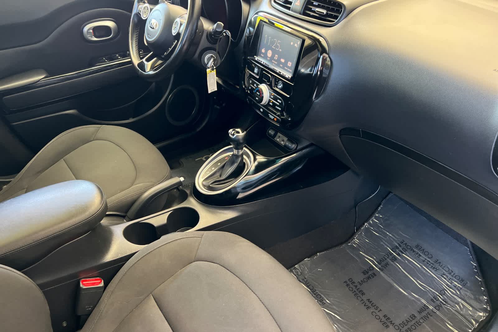 Thumbnail: 2015 Kia Soul - 16